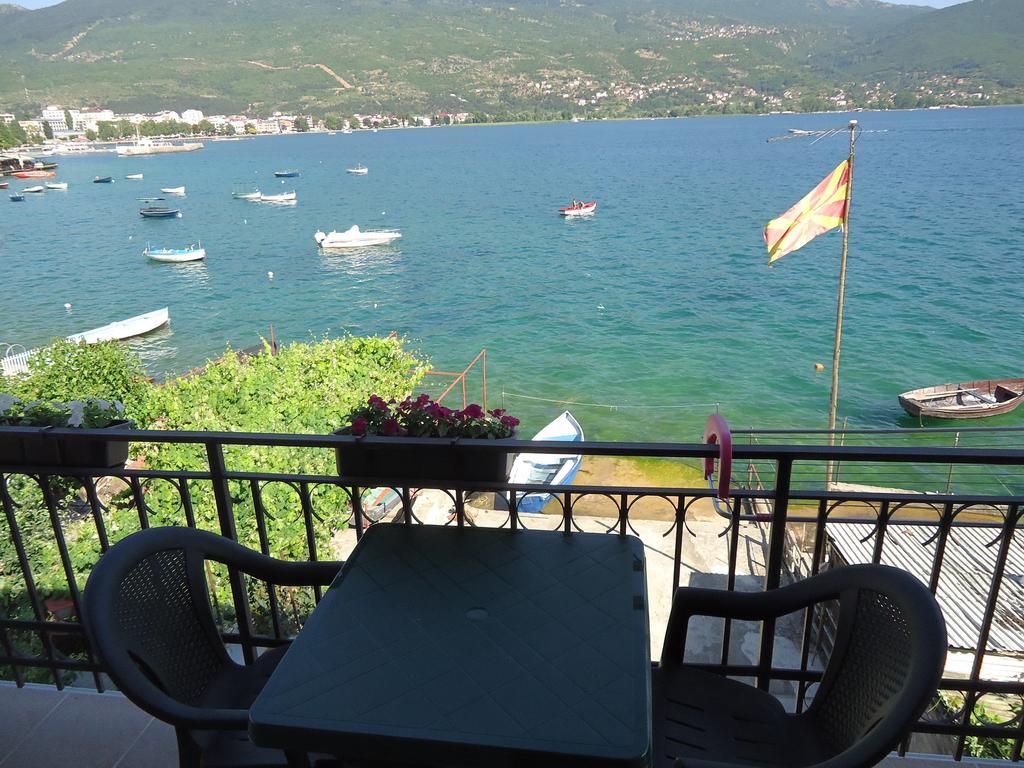 Beachfront Apartments Grunche Ohrid Extérieur photo